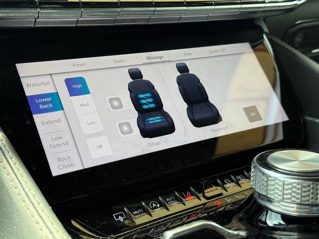 Used 2024 Jeep Grand Wagoneer Series II w/ Quick Order Packagew 28T image 23