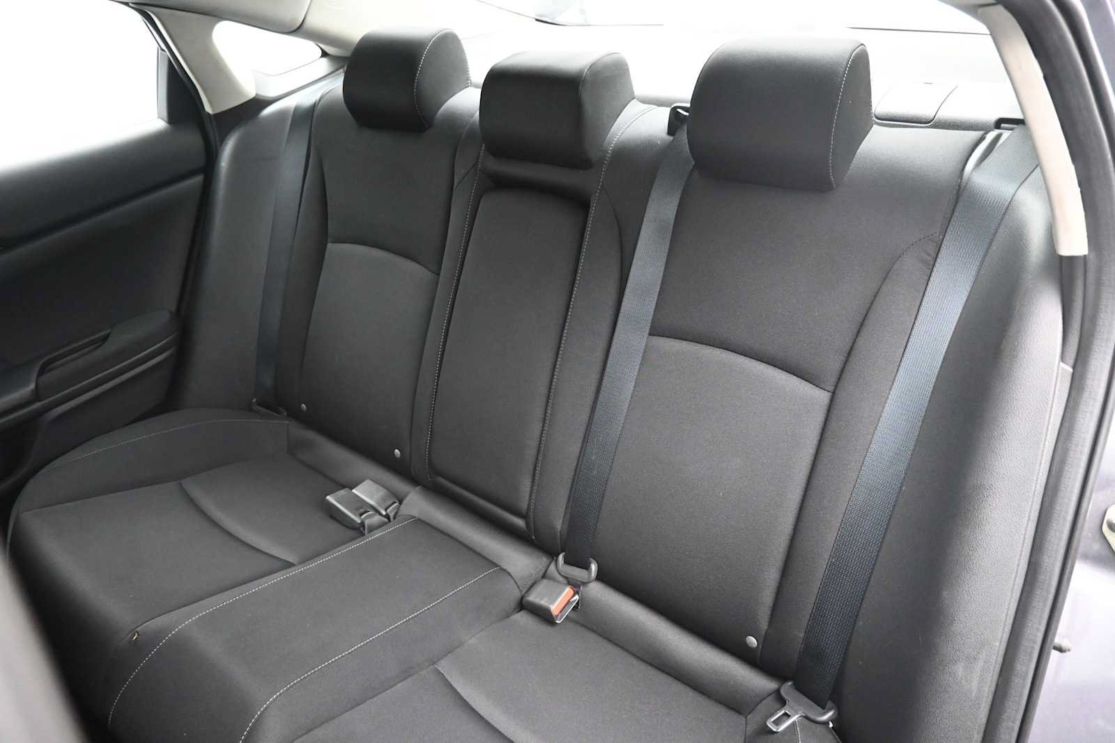 Used 2025 GMC Yukon XL Elevation AWD/4WD image 11