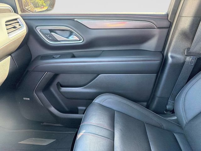 Used 2022 Chevrolet Tahoe RST w/ Luxury Package AWD/4WD image 20