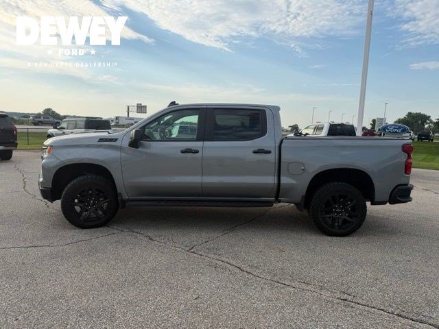 Used 2024 Chevrolet Silverado 1500 LT Trail Boss w/ Convenience Package II AWD/4WD image 8