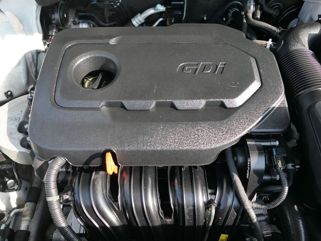 Used 2018 Hyundai Santa Fe Sport w/ Cargo Package image 30