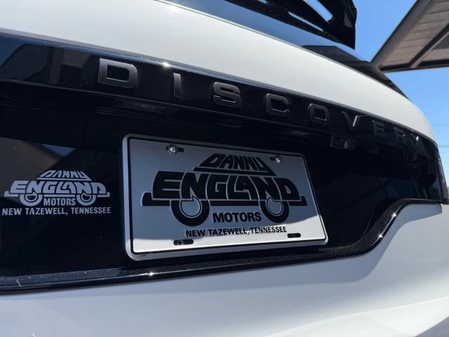 Used 2025 Land Rover Discovery Dynamic SE AWD/4WD image 31