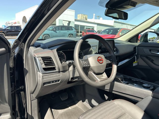 New 2027 Nissan Rogue SV AWD/4WD image 26