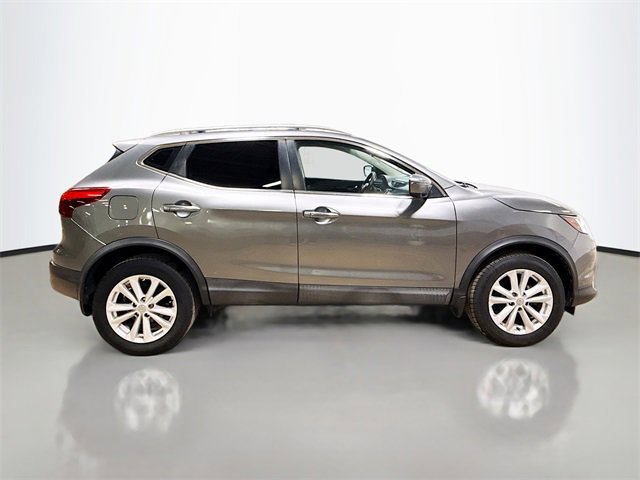 Used 2018 Nissan Rogue Sport SV w/ SV Technology Package image 6