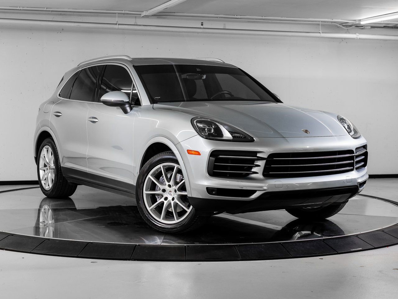 Certified 2020 Porsche Cayenne image 9