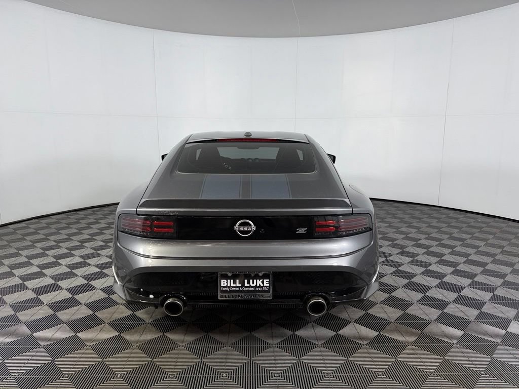 Used 2024 Nissan Z Performance w/ Floor Mat Package RWD image 8