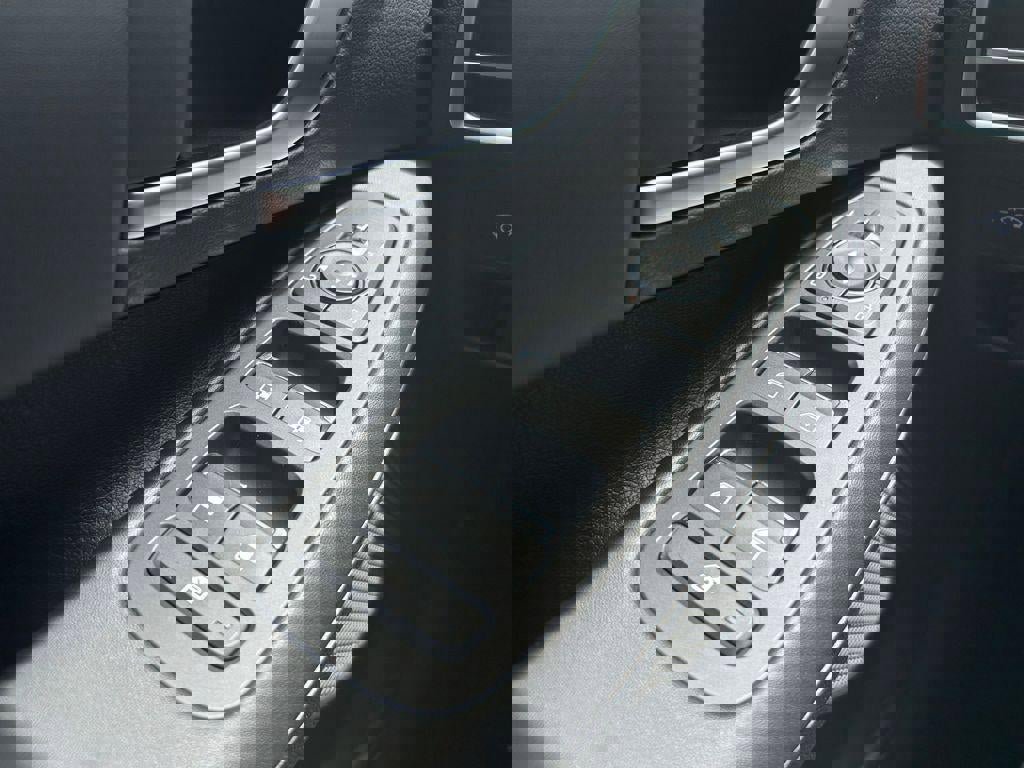 New 2025 Hyundai Sonata SEL image 32