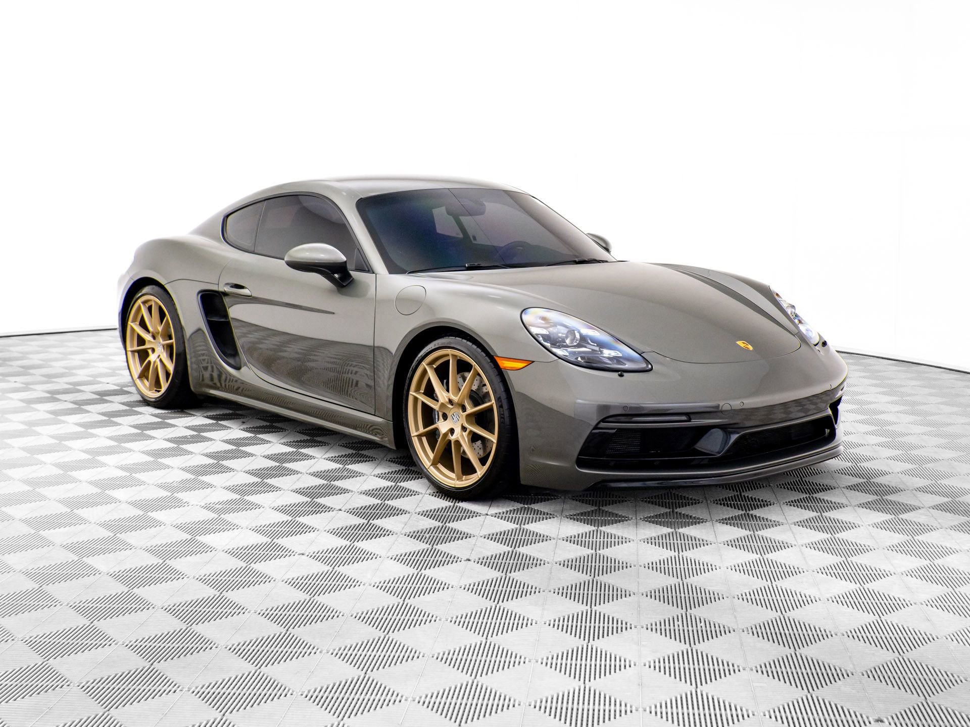 Certified 2024 Porsche 718 Cayman GTS image 6