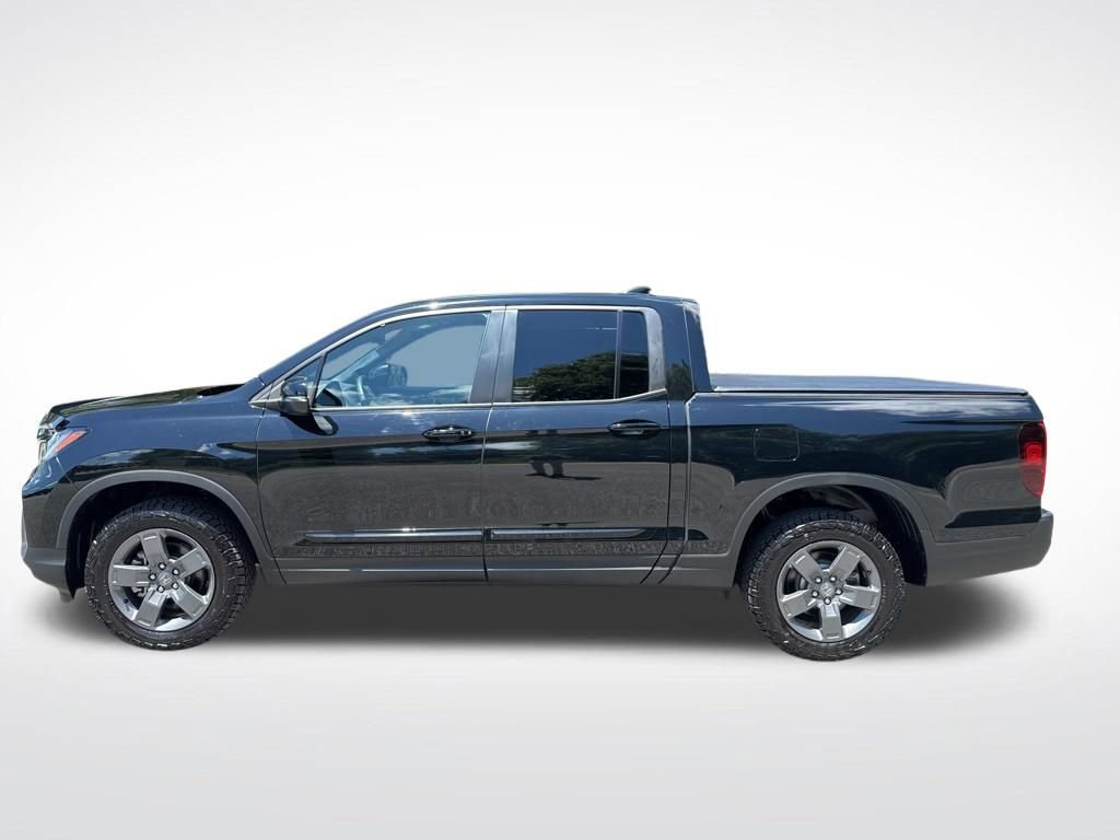 Used 2025 Honda Ridgeline TrailSport image 8
