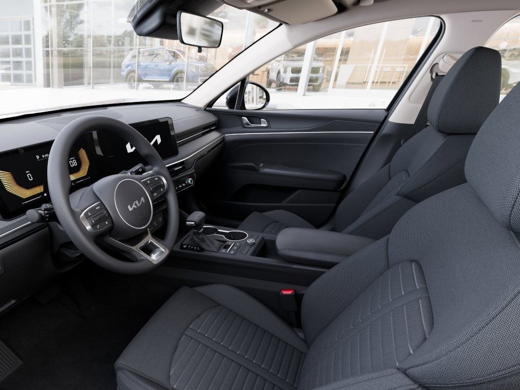 New 2026 Kia K5 LXS image 19