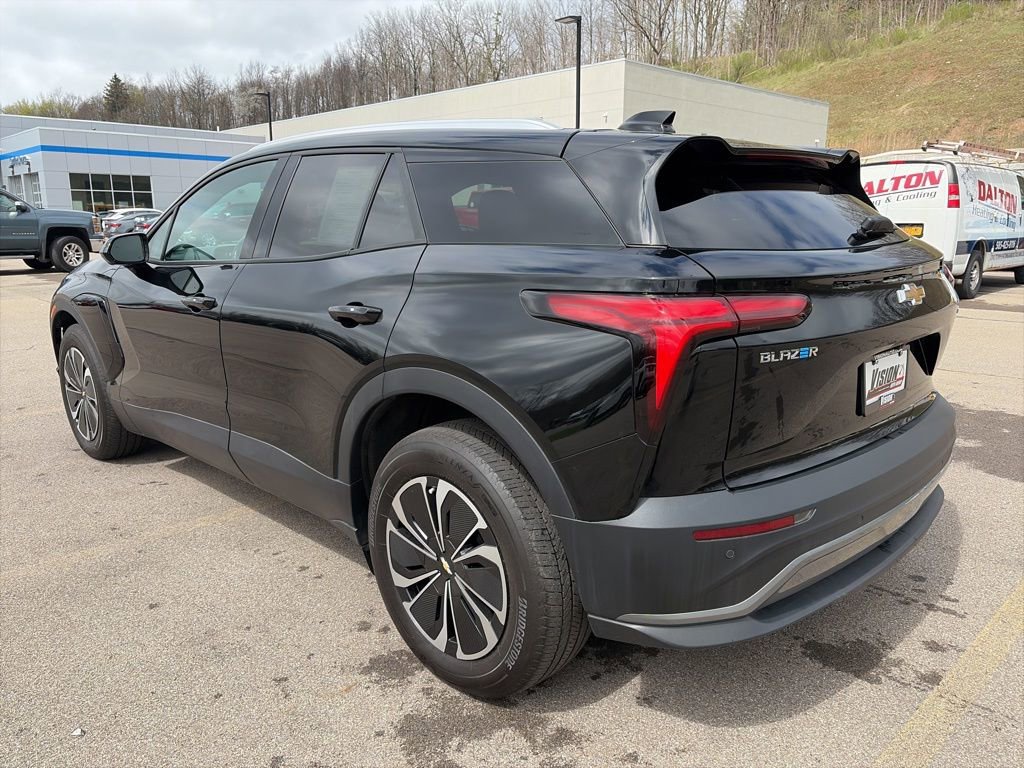 Used 2024 Chevrolet Blazer EV LT image 7