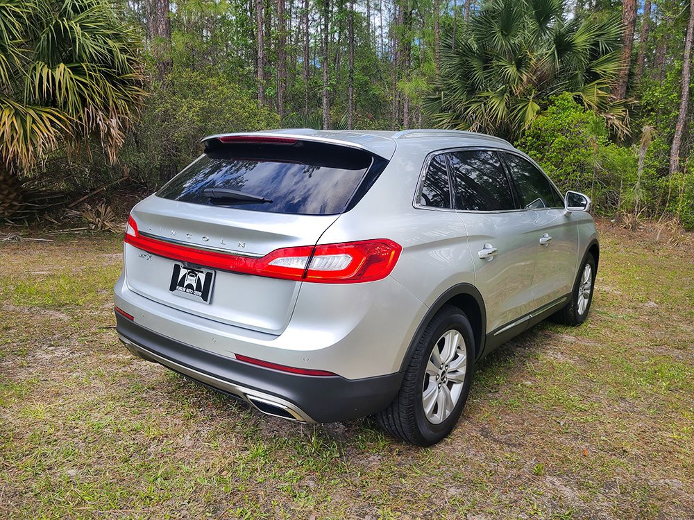 Used 2017 Lincoln MKX Premiere image 4