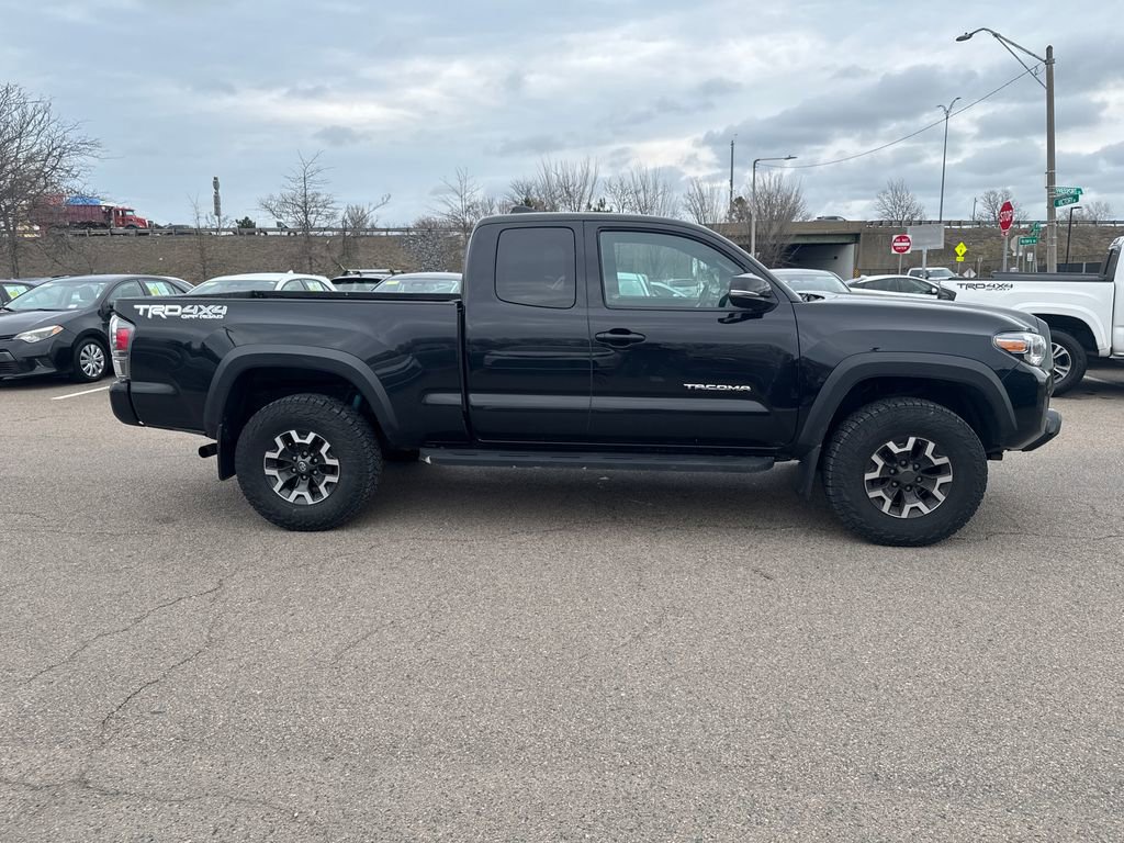 Used 2020 Toyota Tacoma TRD Off-Road w/ Technology Package image 8