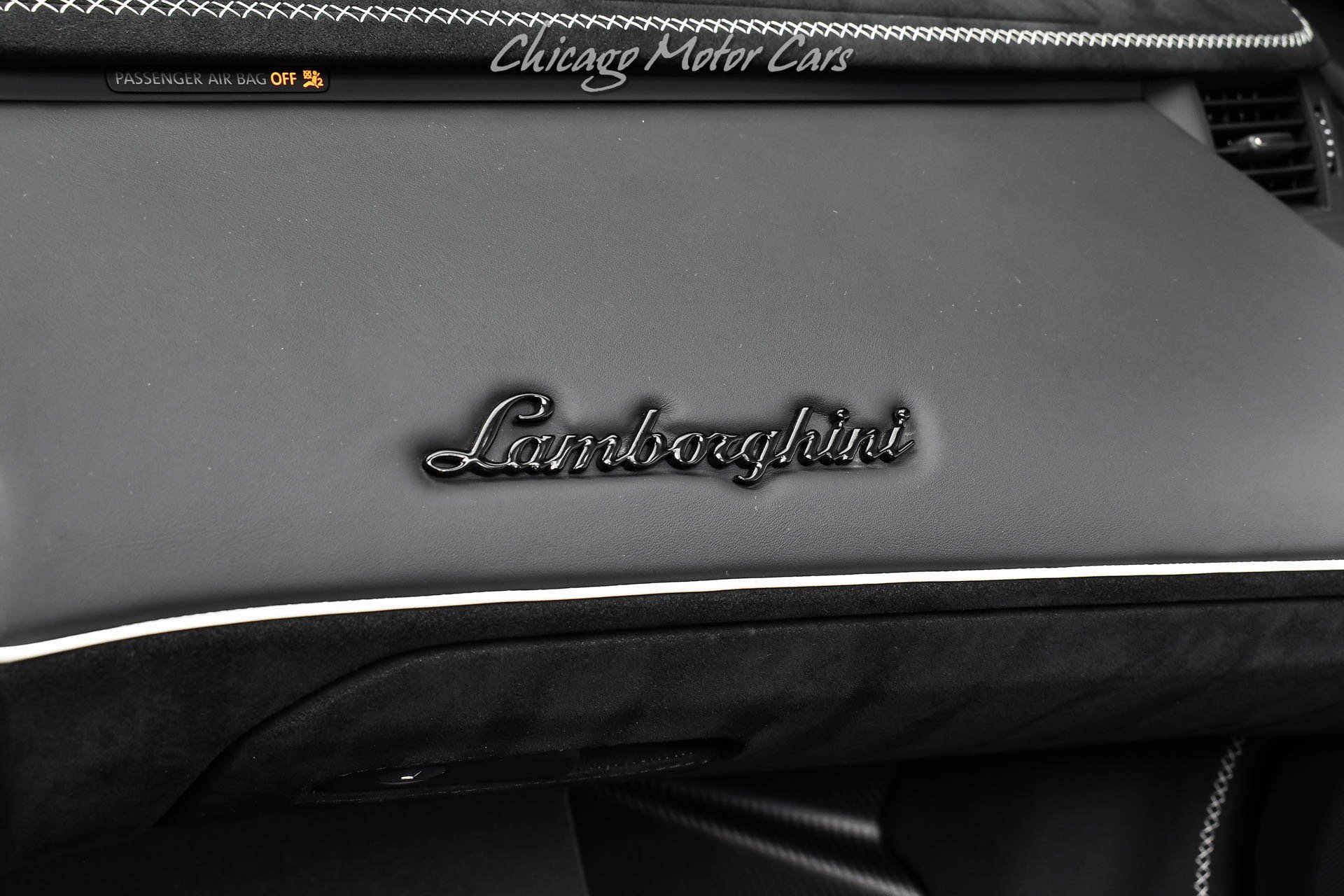 Used 2021 Lamborghini Aventador SVJ image 17