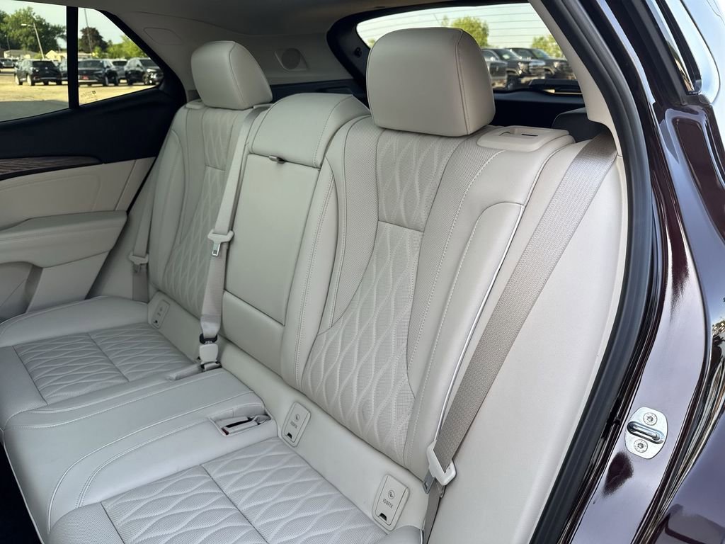 Certified 2023 Buick Envision Avenir AWD/4WD image 24