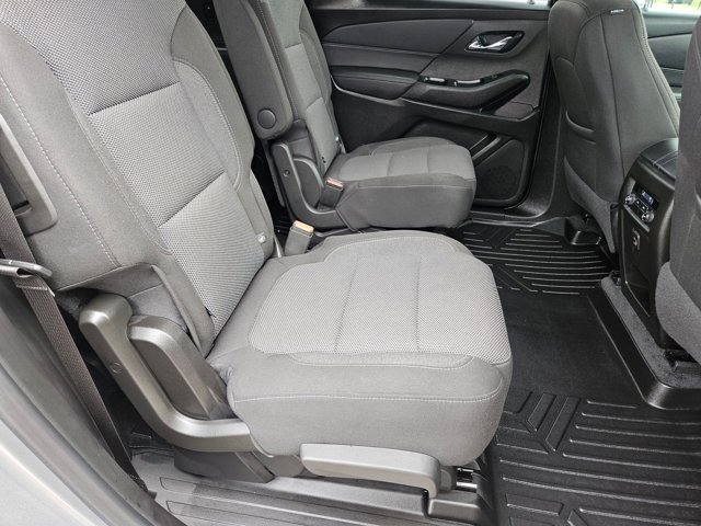 Used 2023 Chevrolet Traverse LT FWD image 20