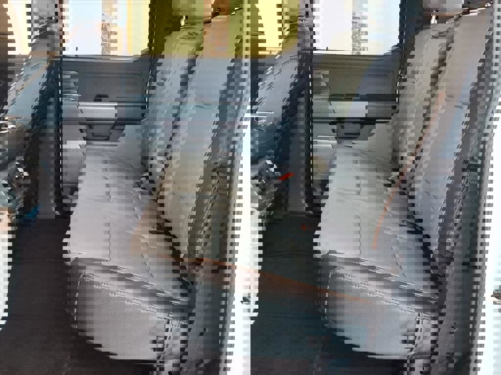 Certified 2025 Ford F150 Lariat w/ Equipment Group 501A Mid image 13