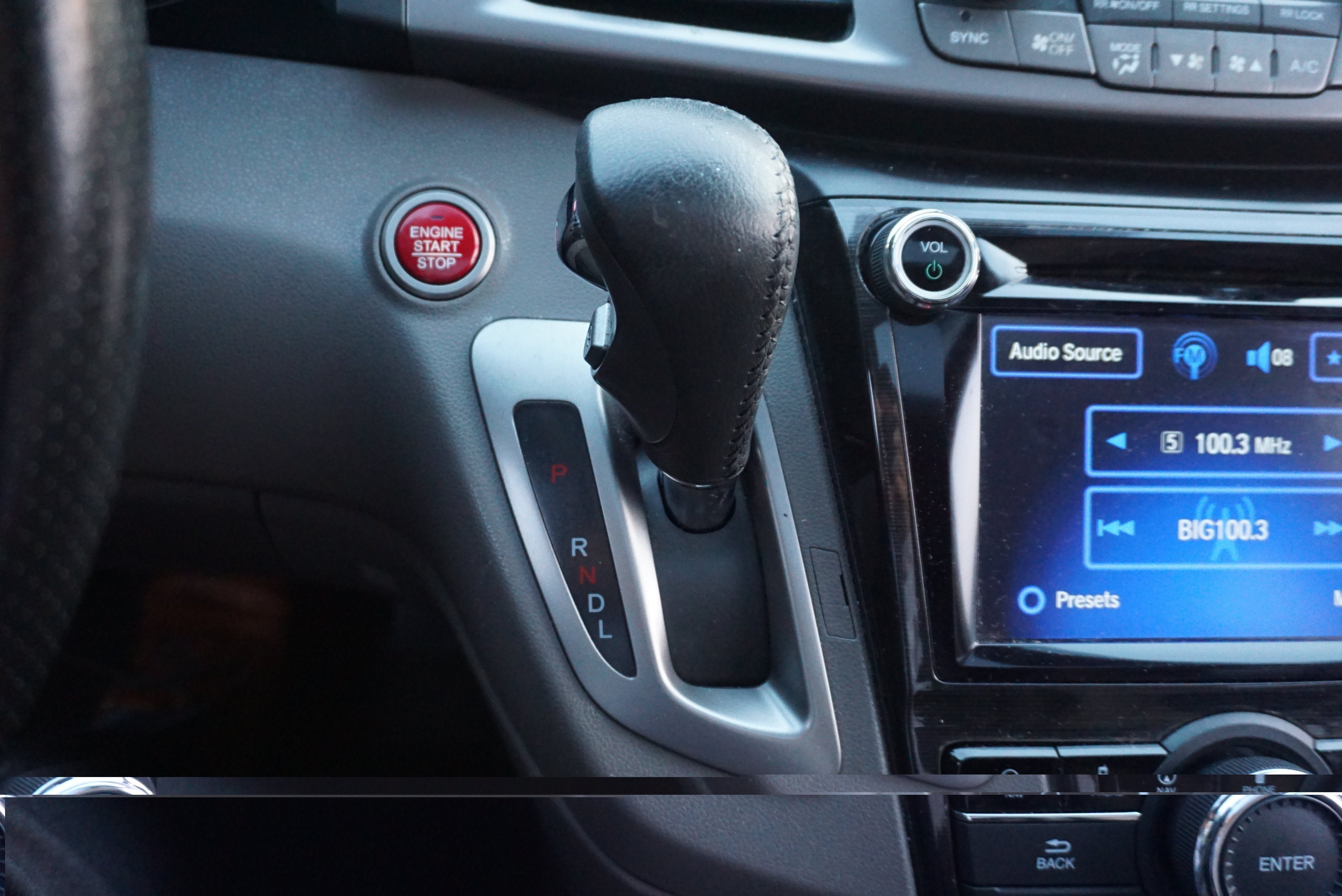 Used 2015 Honda Odyssey Touring image 11