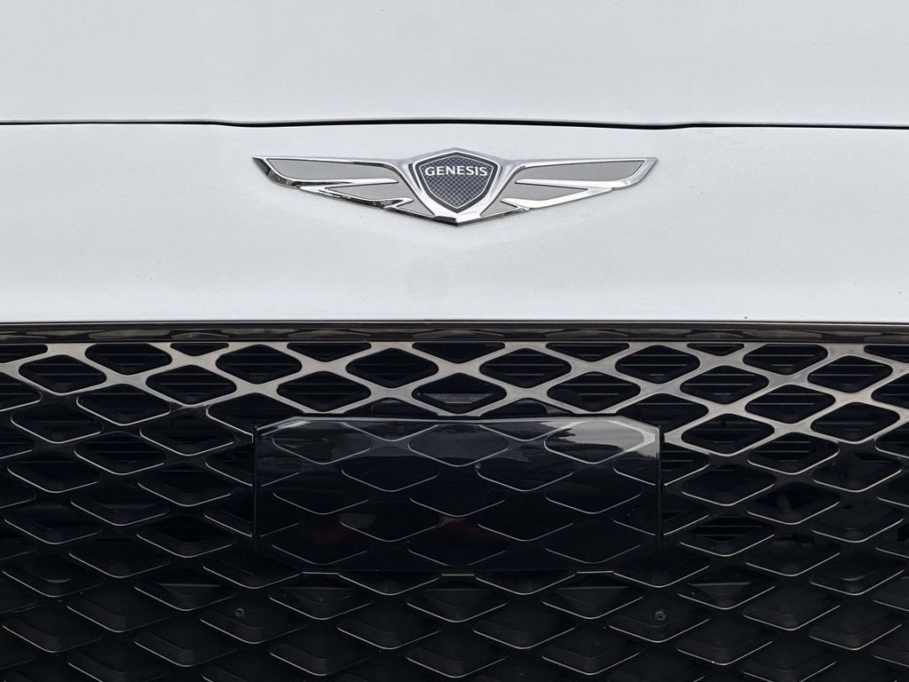 Used 2023 Genesis G70 2.0T w/ Sport Prestige Package AWD/4WD image 9