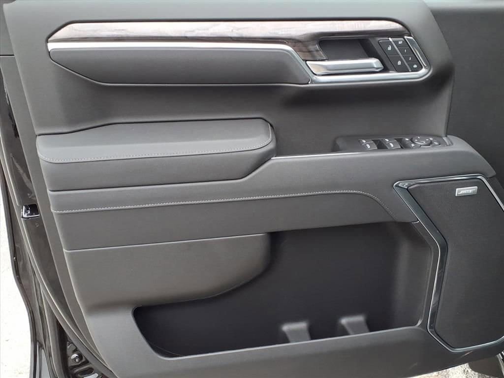 New 2026 Chevrolet Silverado 1500 LTZ RWD image 15