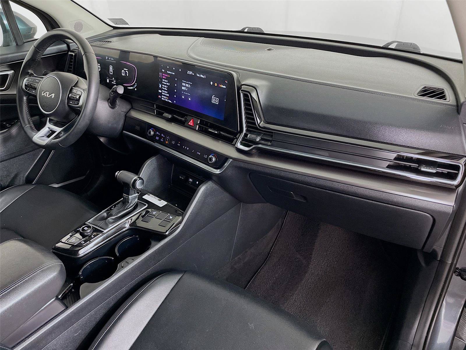 Used 2023 Kia Sportage EX FWD image 32