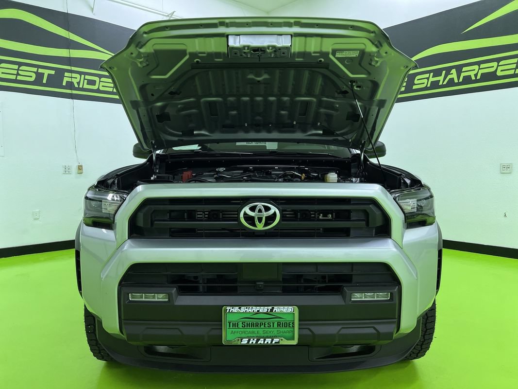 Used 2026 Toyota 4Runner SR5 AWD/4WD image 4