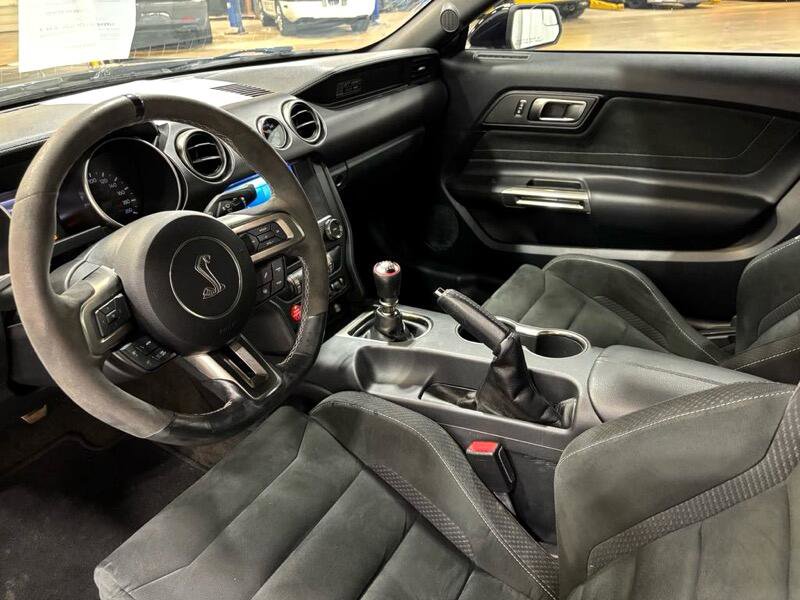 Used 2016 Ford Mustang Shelby GT350 w/ Track Package image 16