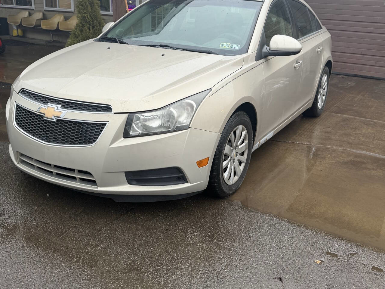 Used 2011 Chevrolet Cruze LT image 1