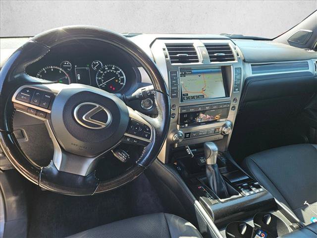 Used 2020 Lexus GX 460 Premium w/ Premium Package AWD/4WD image 17