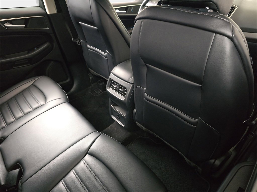Used 2024 Ford Edge SEL image 14