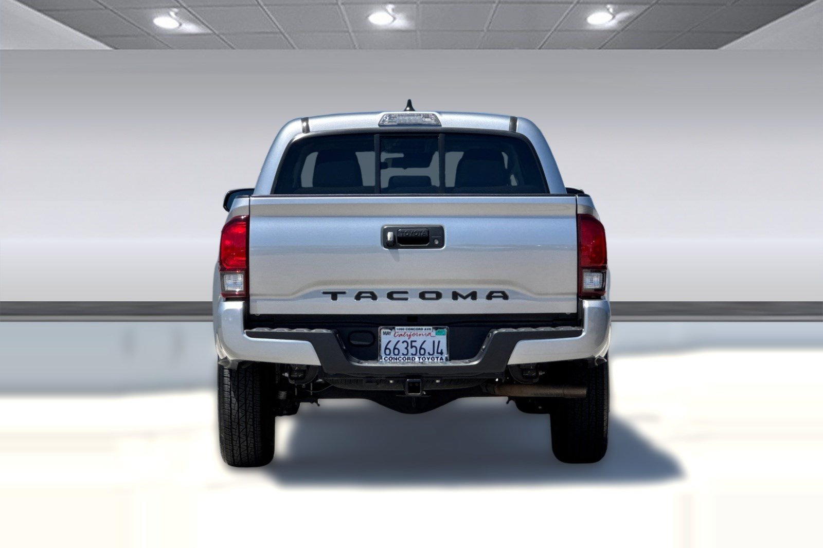 Certified 2021 Toyota Tacoma SR w/ SR Convenience Package RWD image 9