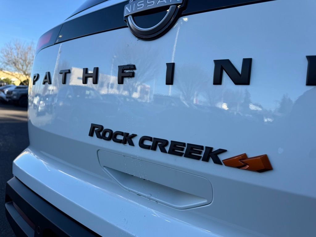 New 2025 Nissan Pathfinder Rock Creek image 9