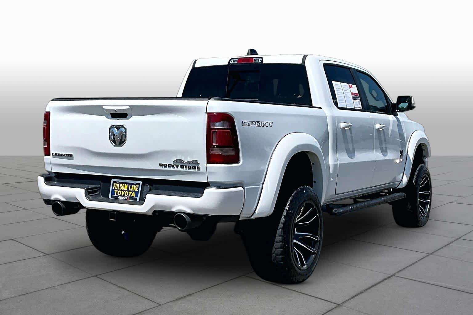 Used 2022 RAM 1500 Laramie w/ Sport Appearance Package AWD/4WD image 12