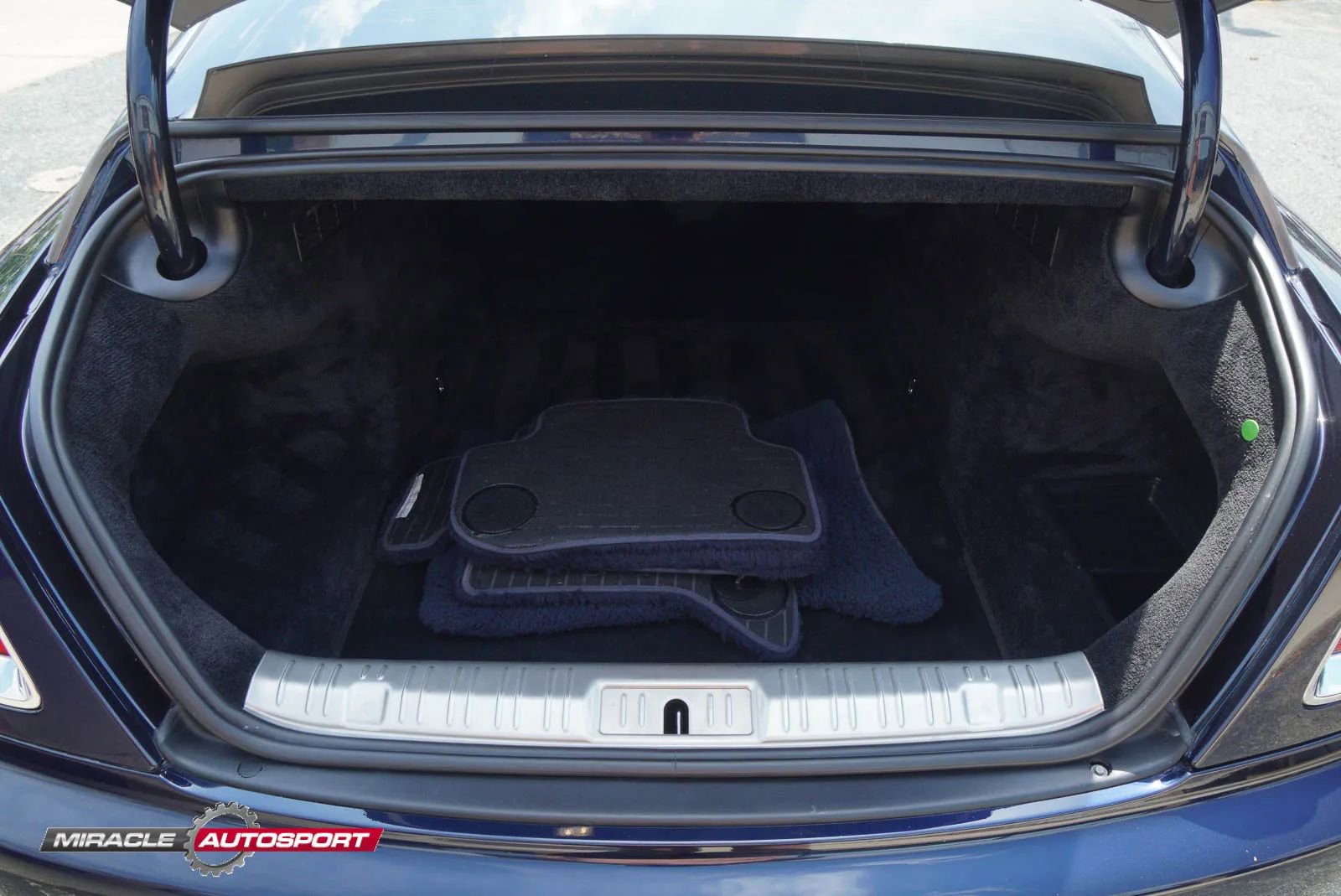 Used 2015 Rolls-Royce Wraith image 29