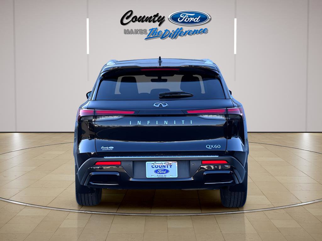 Used 2023 INFINITI QX60 Luxe FWD image 10