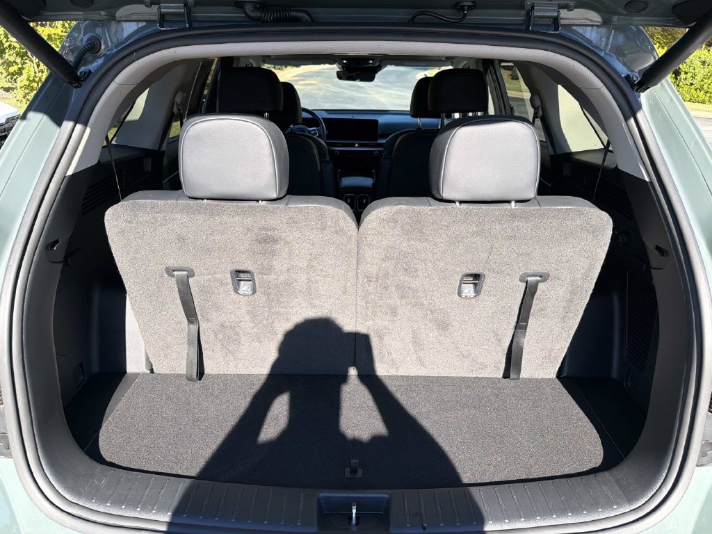 Used 2025 Kia Sorento EX w/ EX Panoramic Sunroof Package FWD image 18
