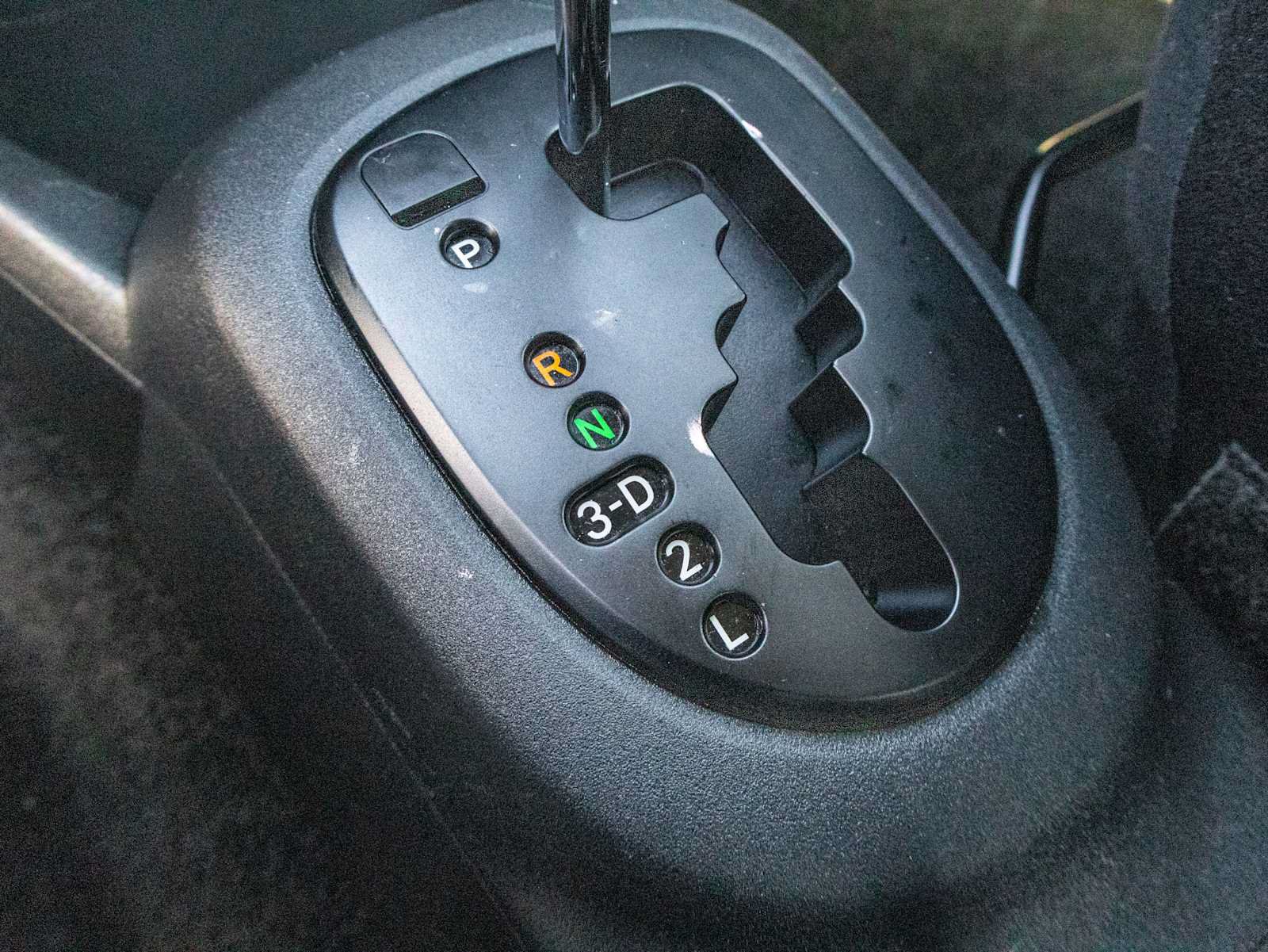 Used 2008 Toyota Yaris 2-Door Hatchback FWD image 27