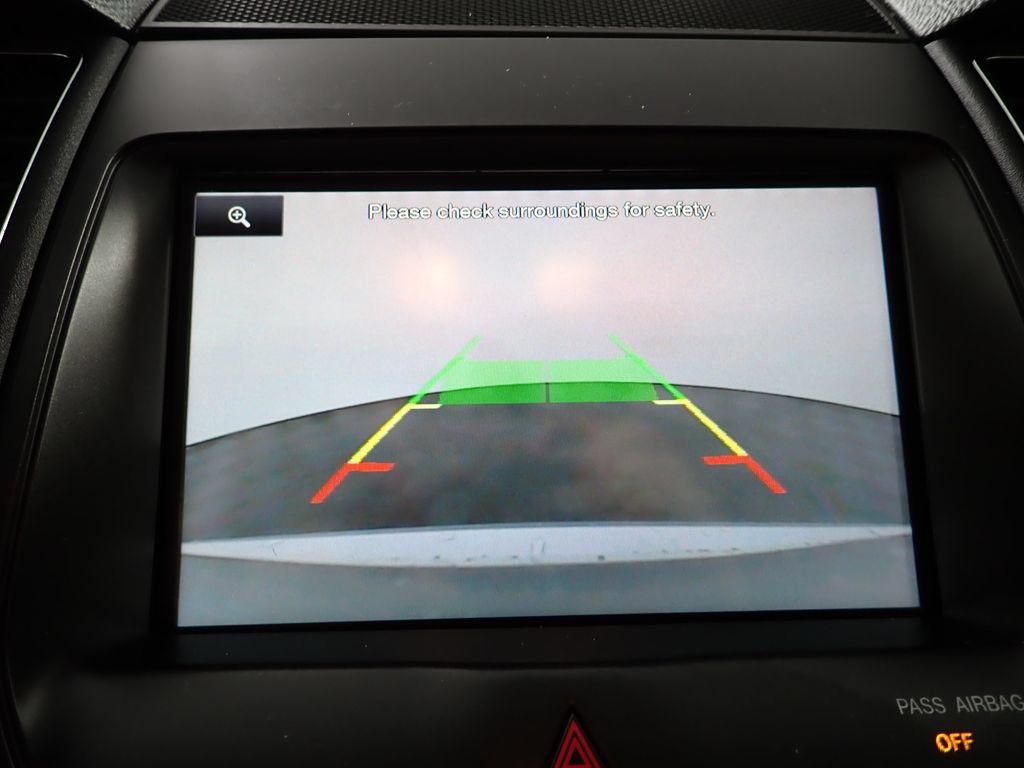 Used 2015 Ford Taurus SEL w/ Equipment Group 201A FWD image 5