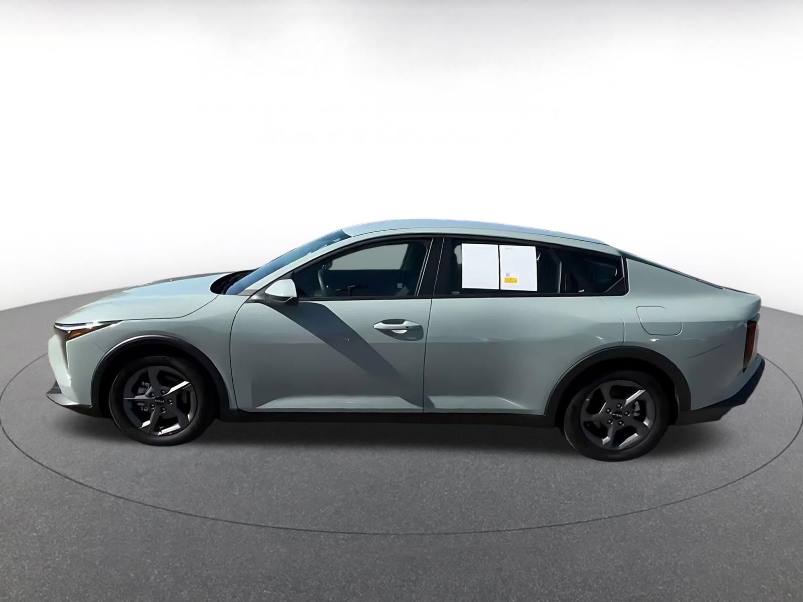 Used 2026 Kia K4 FWD image 8