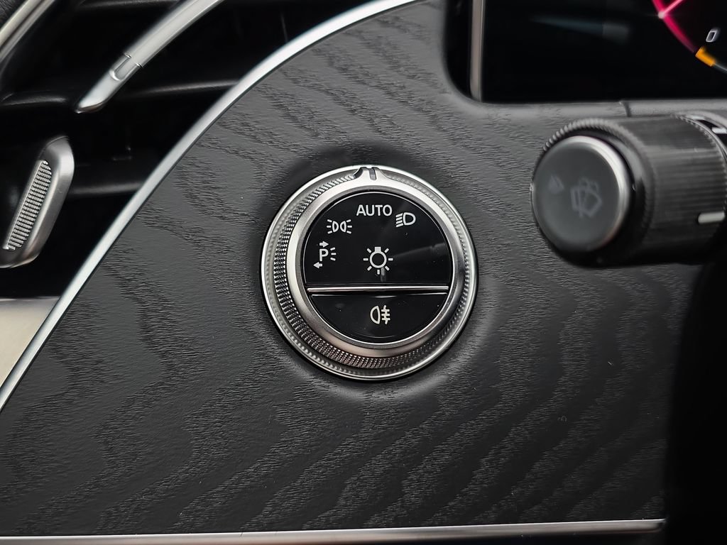 New 2026 Mercedes-Benz E 350 4MATIC Sedan image 26