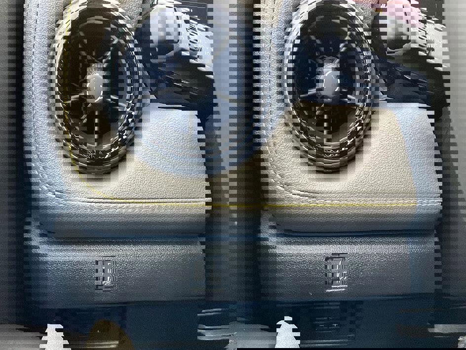 New 2026 Chevrolet Colorado ZR2 w/ Technology Package image 21