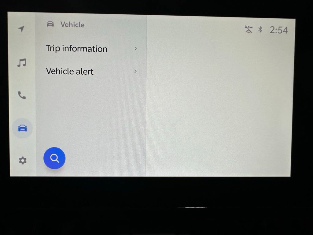 Used 2025 Toyota RAV4 XLE image 30