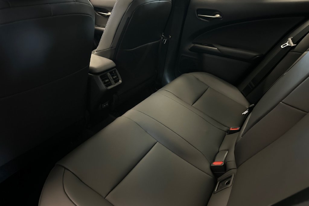 New 2026 Lexus UX 300h AWD w/ Cold Area Package image 12