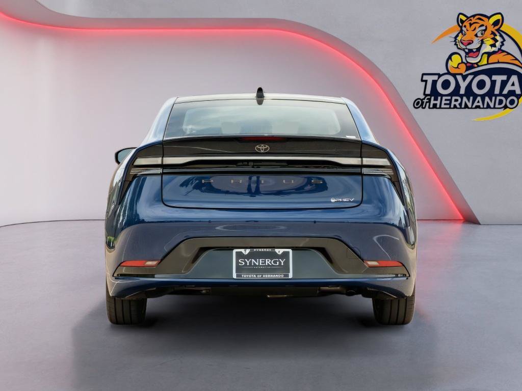 New 2026 Toyota Prius Plug-In Hybrid FWD image 6