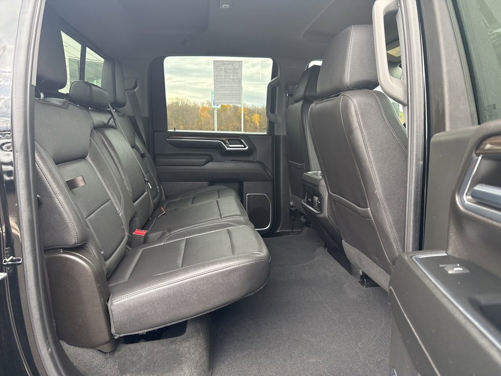 Used 2024 Chevrolet Silverado 2500 LT w/ Midnight Edition image 14