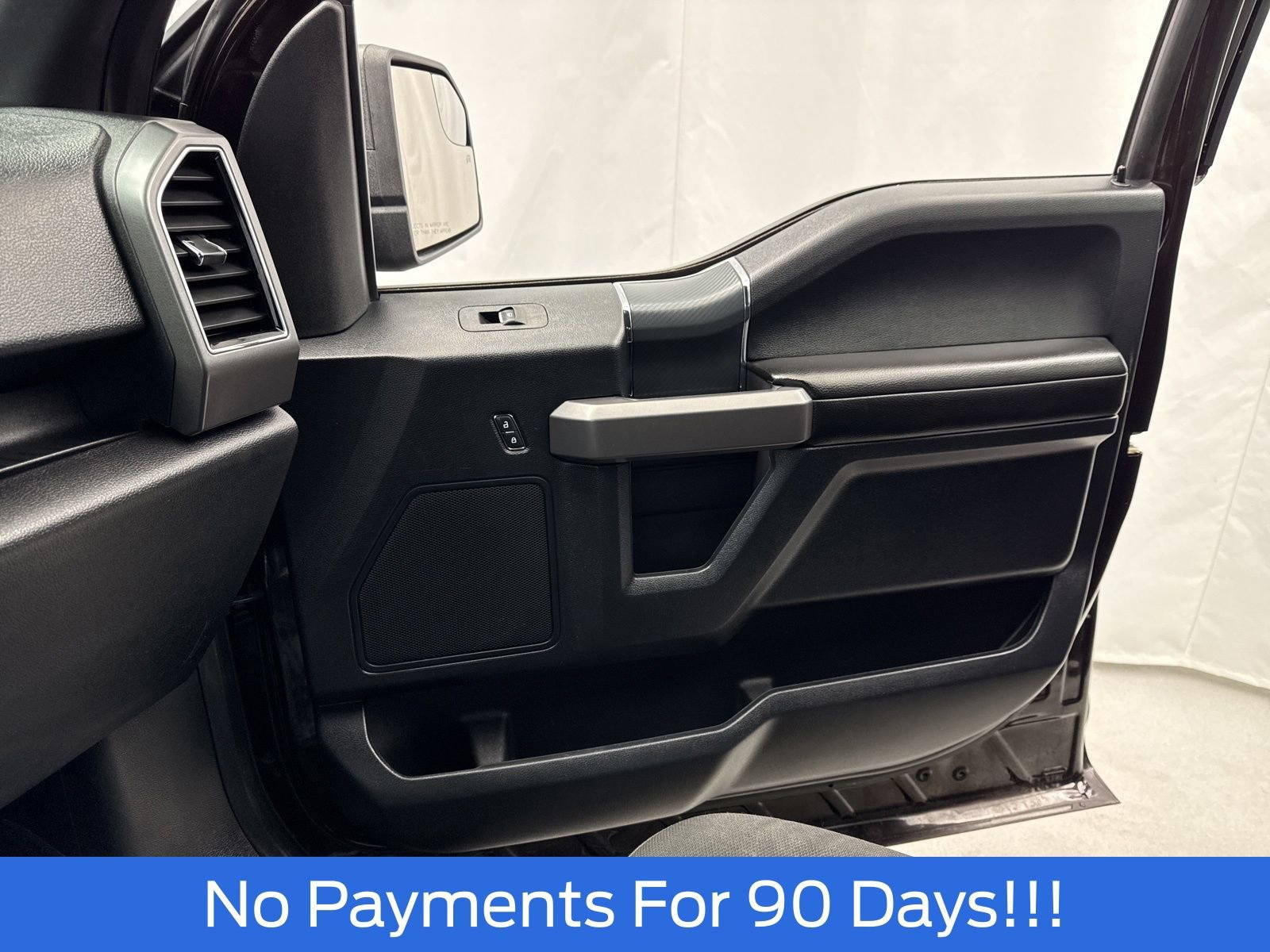 Certified 2019 Ford F150 XLT w/ Equipment Group 302A Luxury image 25