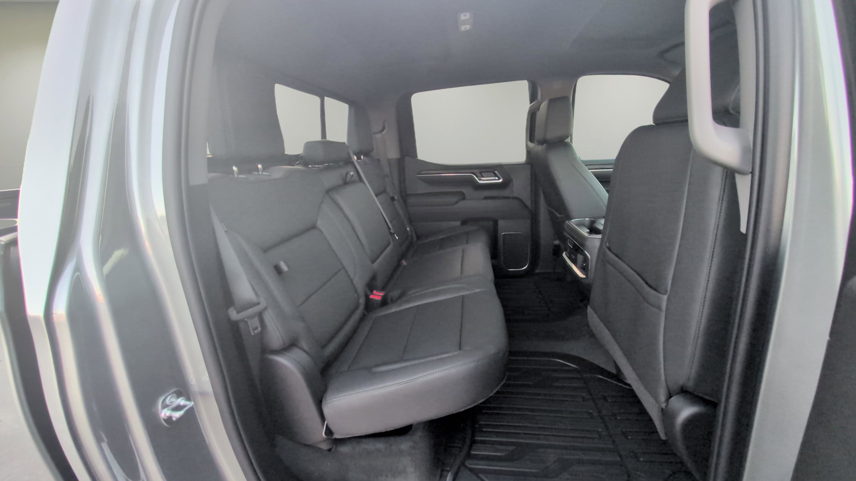 New 2026 GMC Sierra 1500 SLT w/ SLT Premium Plus Package image 13