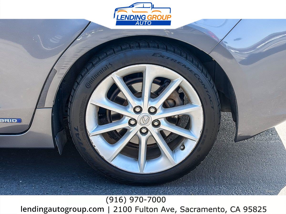 Used 2012 Lexus CT 200h Premium FWD image 9