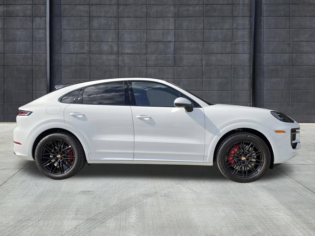 Certified 2026 Porsche Cayenne S AWD/4WD image 7