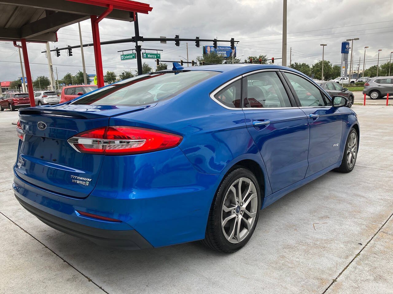 Used 2019 Ford Fusion Titanium FWD image 9